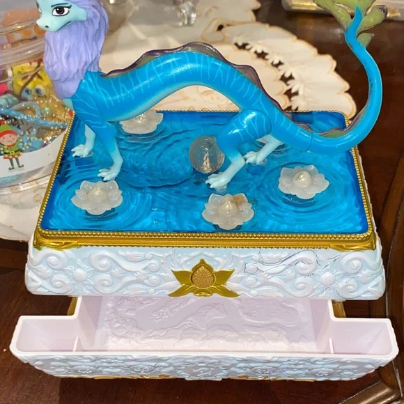 Disneys Raya. Jewelry box - Picture 4 of 4